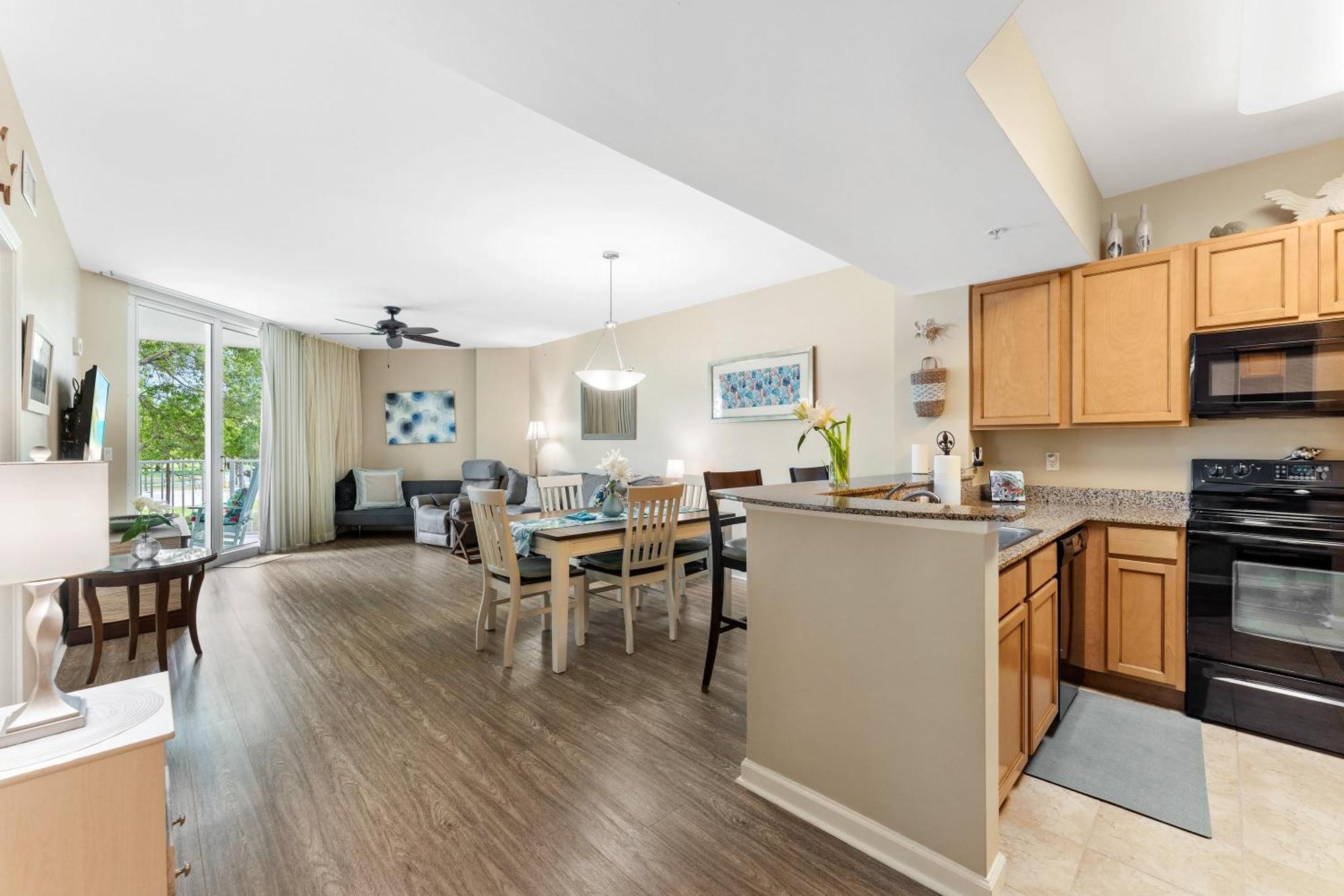 5 Star Resort 2Br 2 Bath King Suite Shuttle Pools Across From Beach 2208 Destin Eksteriør bilde