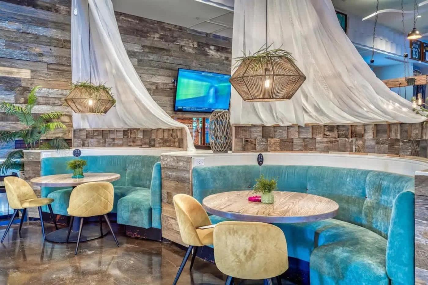 5 Star Resort 2Br 2 Bath King Suite Shuttle Pools Across From Beach 2208 Destin Eksteriør bilde